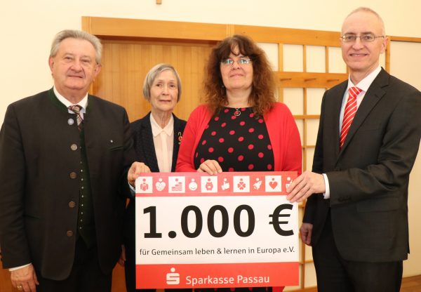 1.000 € für „Gemeinsam leben und lernen in Europa e.V.“