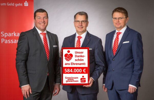 Sparkasse Passau sagt „Dankeschön ans Ehrenamt“