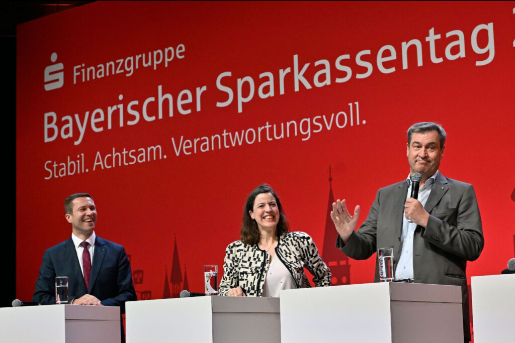 Bayerischer Sparkassentag 2024: Stabil. Achtsam. Verantwortungsvoll.