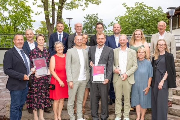 Gründerpreis der niederbayerischen Sparkassen 2025 verliehen