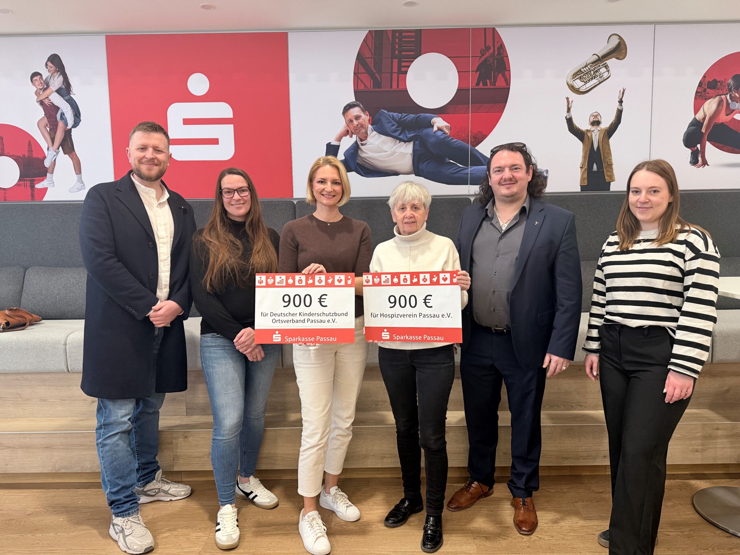 Kunstauktion: 1800 Euro für guten Zweck