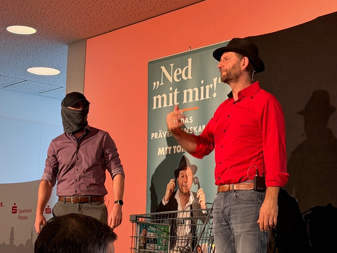 Präventionskabarett „Ned mit mir“